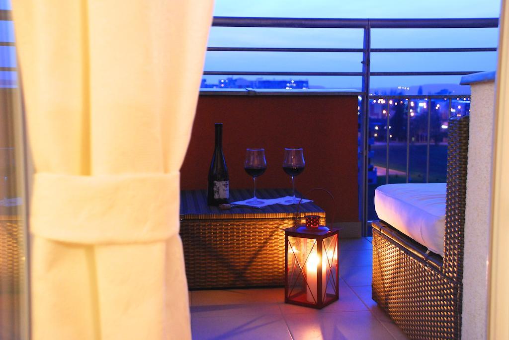A Nice Place To Stay Apartments Praga Cameră foto